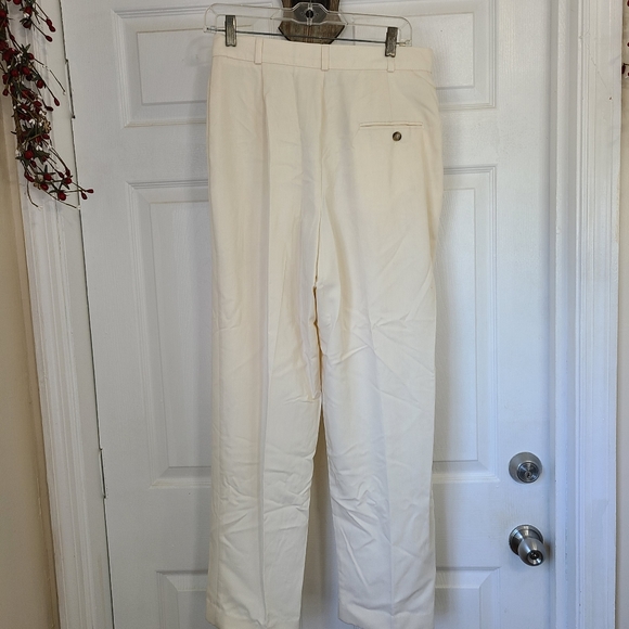 TEHAMA by Nancy Haley Woman's White Trousers, Size: 10 Color: White - Picture 12 of 13